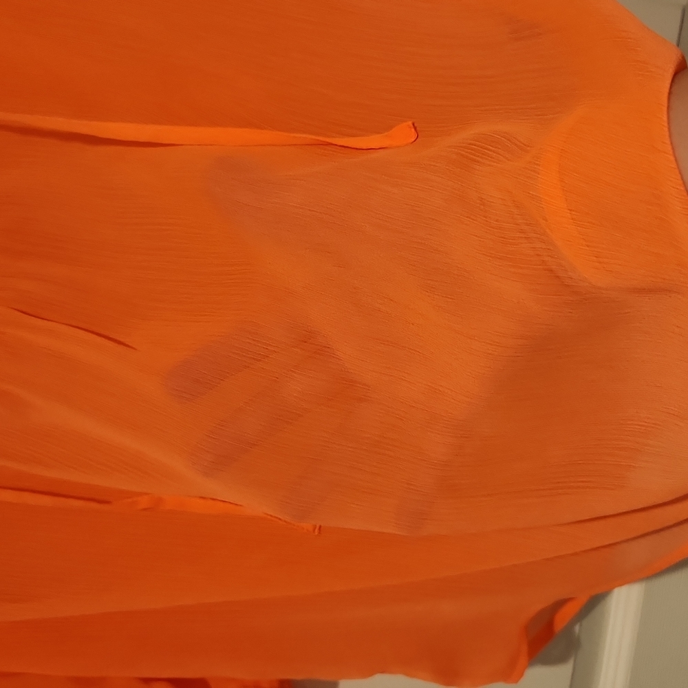 Express Blouse - Picture 6 of 6